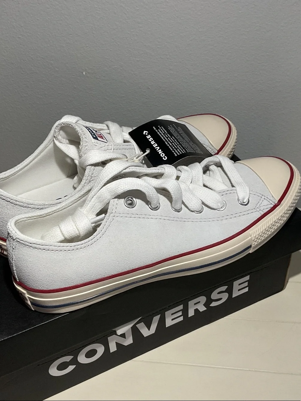 Converse classic low